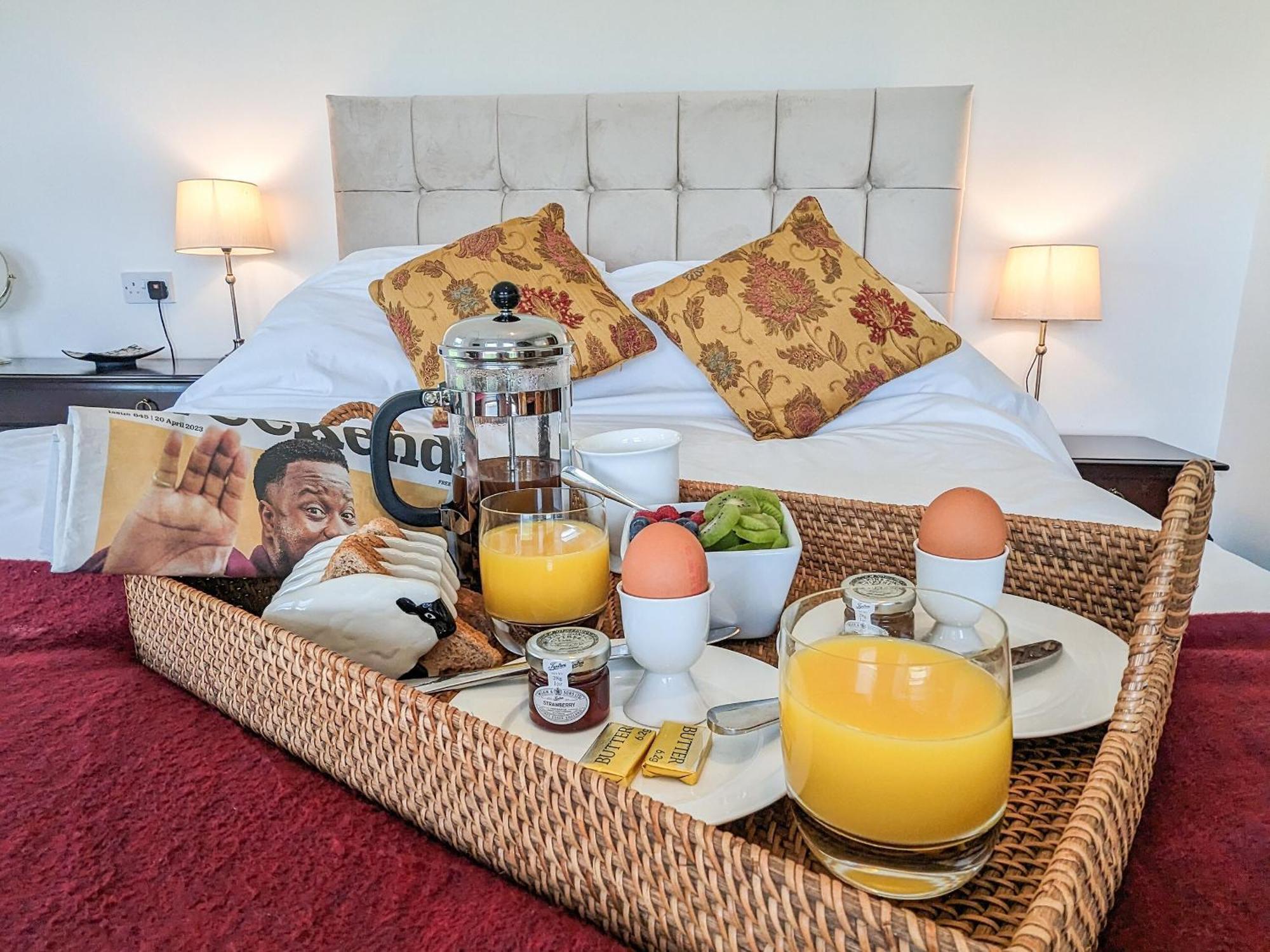 Highgrove Villa Gissing Bagian luar foto